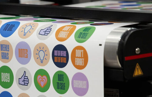 in tem nhãn giá rẻ